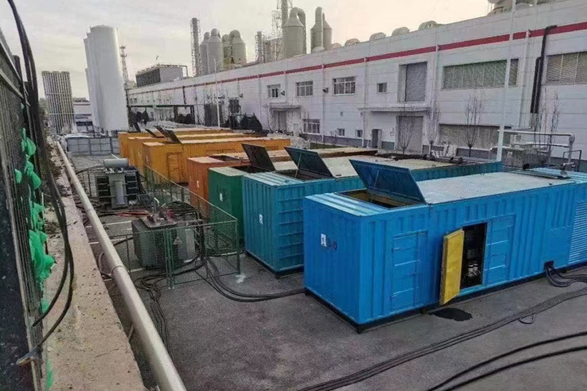 白云矿区发电机租赁施工现场